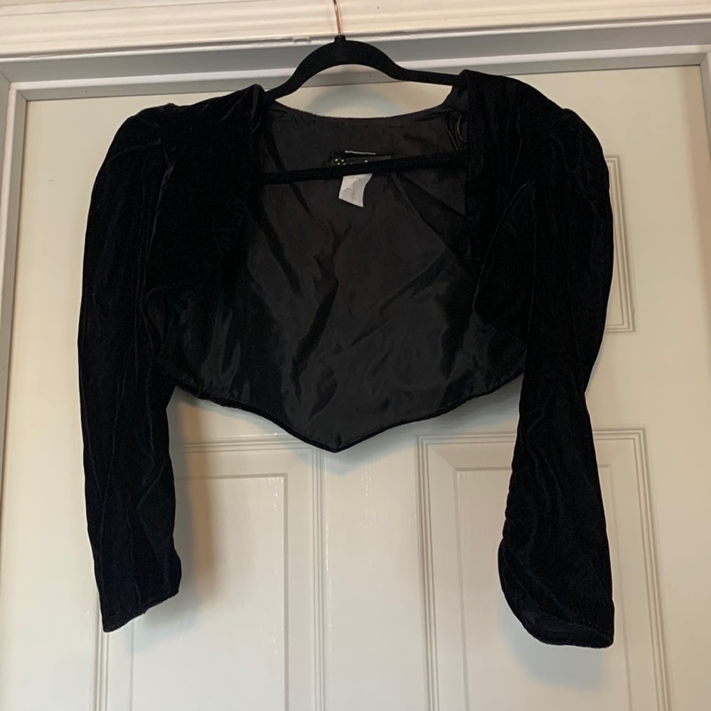 Black vintage cropped velvet coat